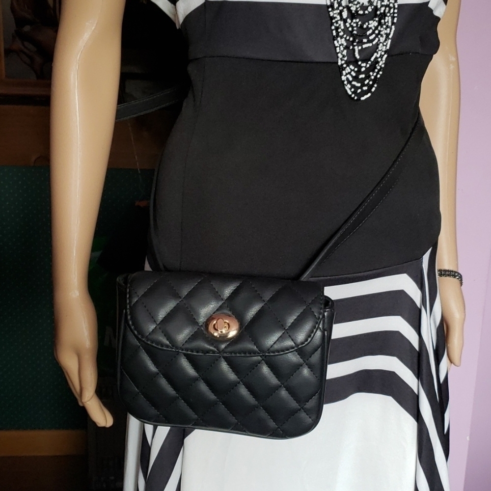 Faux Leather Quilted Like Bag. - Picture 2 of 7